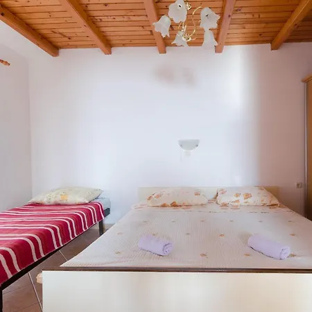 Apartment Marija Durdica *